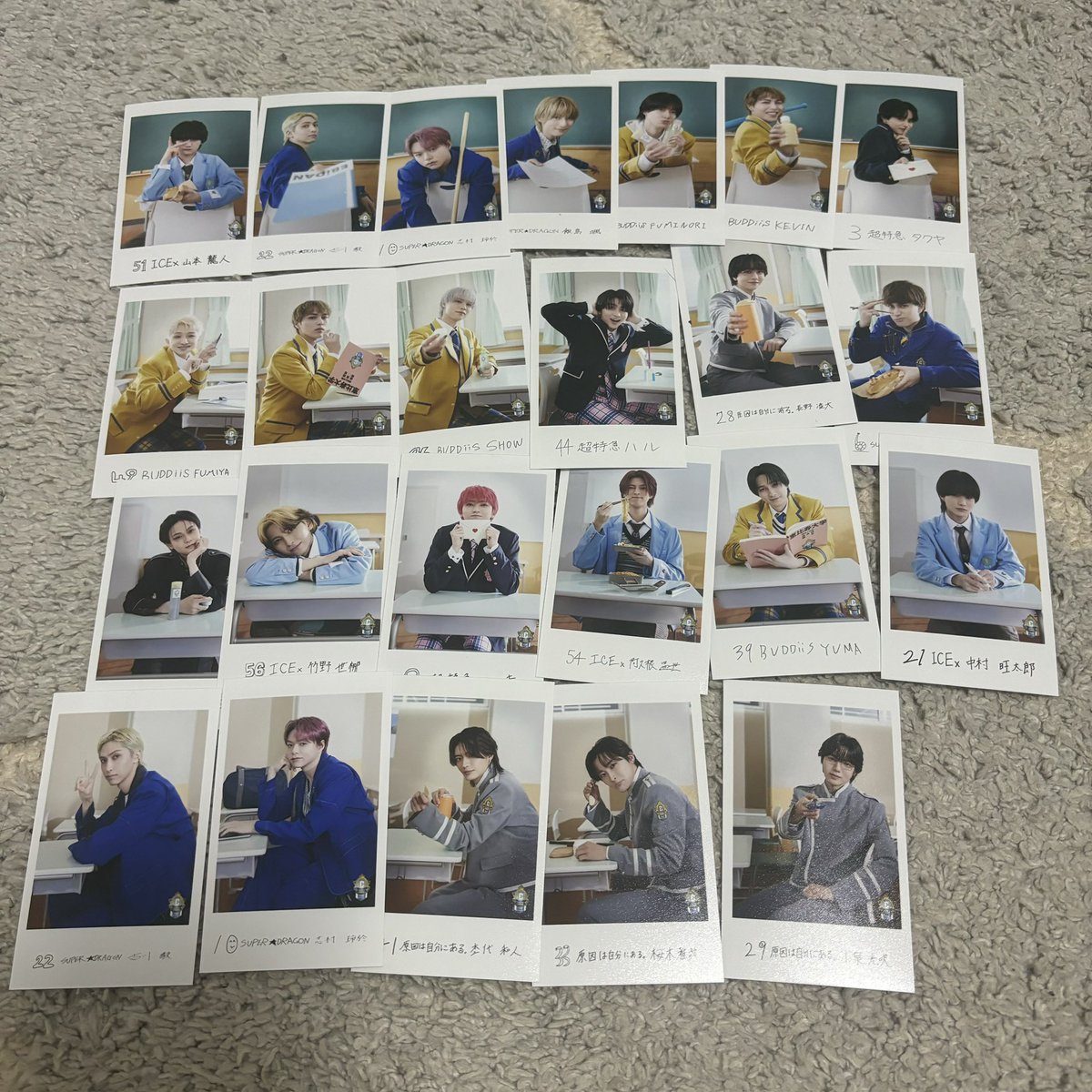 akri333's tweet photo. EBiDAN THE LIVE 2026 エビライ 交換 ランダム ミニフォト 隣の席セット 交換

譲 画像を確認ください

求 芳賀(右)桜木(左、後)仁人(後、右) 森田(後)

8/15エビライ、8/12渋谷MODI 又は郵送でのお取引希望です(8/12、8/15でのお取引優先)
お気軽にお声がけください🙇‍♂️

#EBiDAN譲　
#EBiDAN交換 https://t.co/XGba8wXNCw
