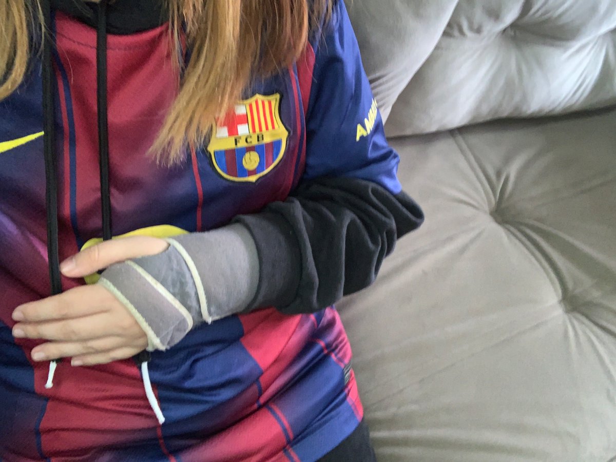 laplty's tweet photo. aquela amiga que ta sempre mal https://t.co/8g8b4003fz