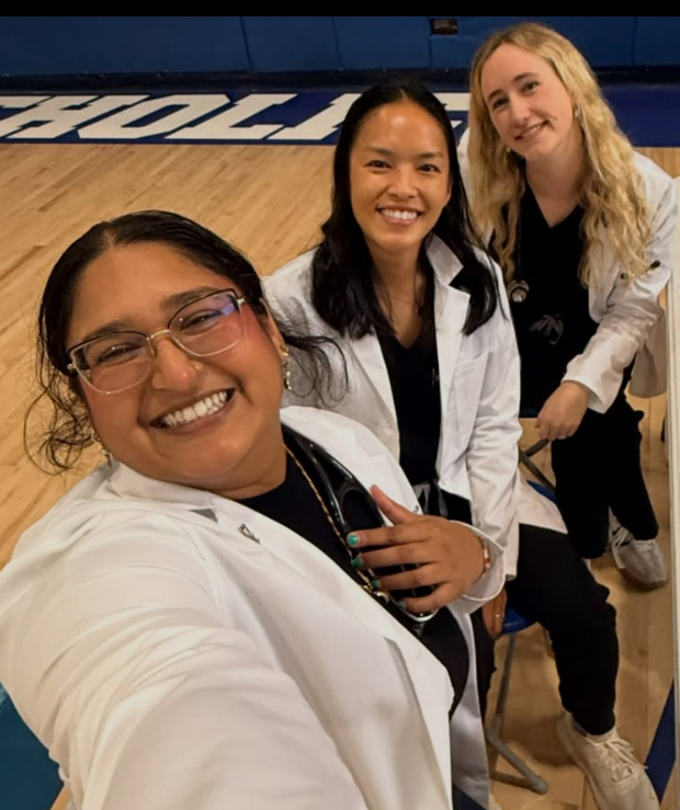 UNTHealth_TCOM's tweet photo. TCOM students stepped up by providing sports physicals this weekend to students of all ages preparing for the upcoming sports seasons. In total, students performed over 230 physicals for the kids to make sure they were ready for the upcoming season. Terrific work! https://t.co/iJH9dck4oX