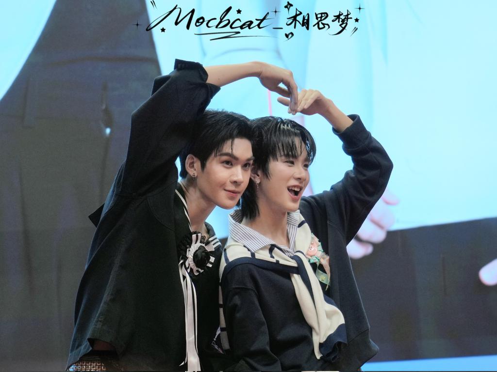 Dreaming_0614's tweet photo. 🦋🐱💗

MEET AUAUSAVE IN SUMMER
#AuauSaveMeetYouinSummer
#อู่อู๋เซฟ #auausave 
#auautnp #savewrg https://t.co/5OqPJocdQl