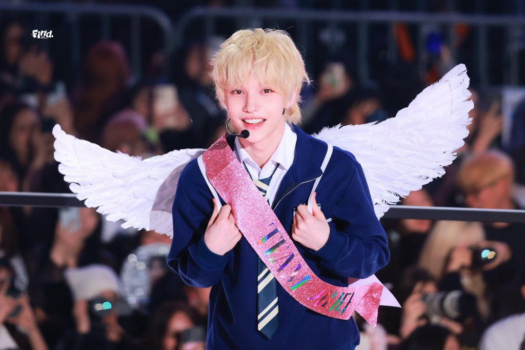 daniel_eggroll's tweet photo. 오늘은 이다니엘의 특별한 스물한 살 생일이에요. 매 순간 행복을 느끼고 편안한 하루하루를 보낼 수 있기를 바랍니다🎂

HAPPY 21ST DANIEL DAY
#다니엘21살꿈이이루어지길  
#ShineBrightDaniel21 https://t.co/gwd3fti3Iy