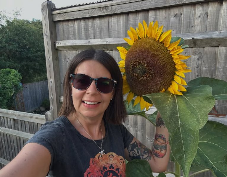 BigSunProject's tweet photo. Sunflower grown in St Leonards-on-Sea during The Big Sunflower Project 2026.
#TheBigSunflowerProject
#Sunflower #Sunflowers
#GrowASunflower #SowGrowShow
#LetItGrow
#Centronuclear
#CentronuclearMyopathy
#Myotubular #MyotubularMyopathy
#CentronuclearMyopathies
#RareDiseases https://t.co/0PbE3tQQyi