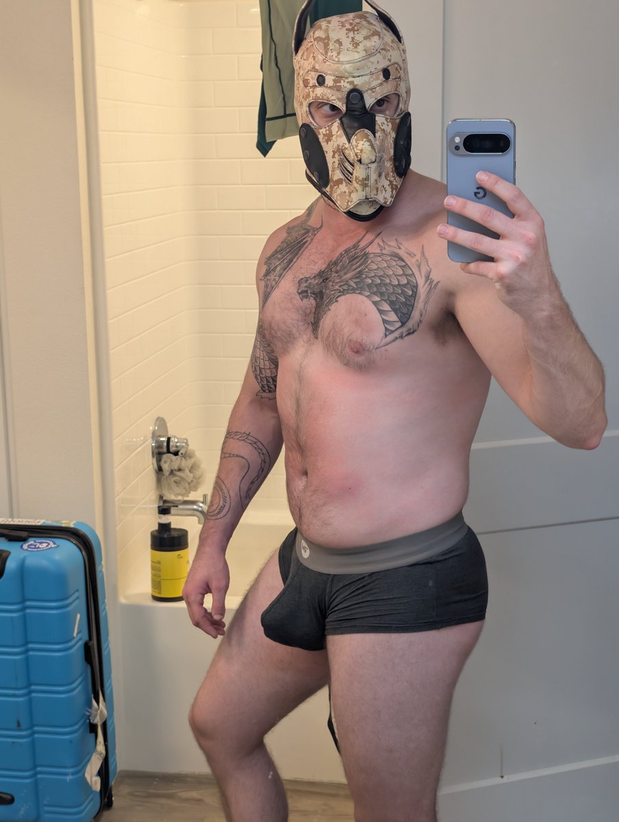 PupTemplar's tweet photo. Soma VS IRL 🐺🐺🐺 https://t.co/GWin35uYnK
