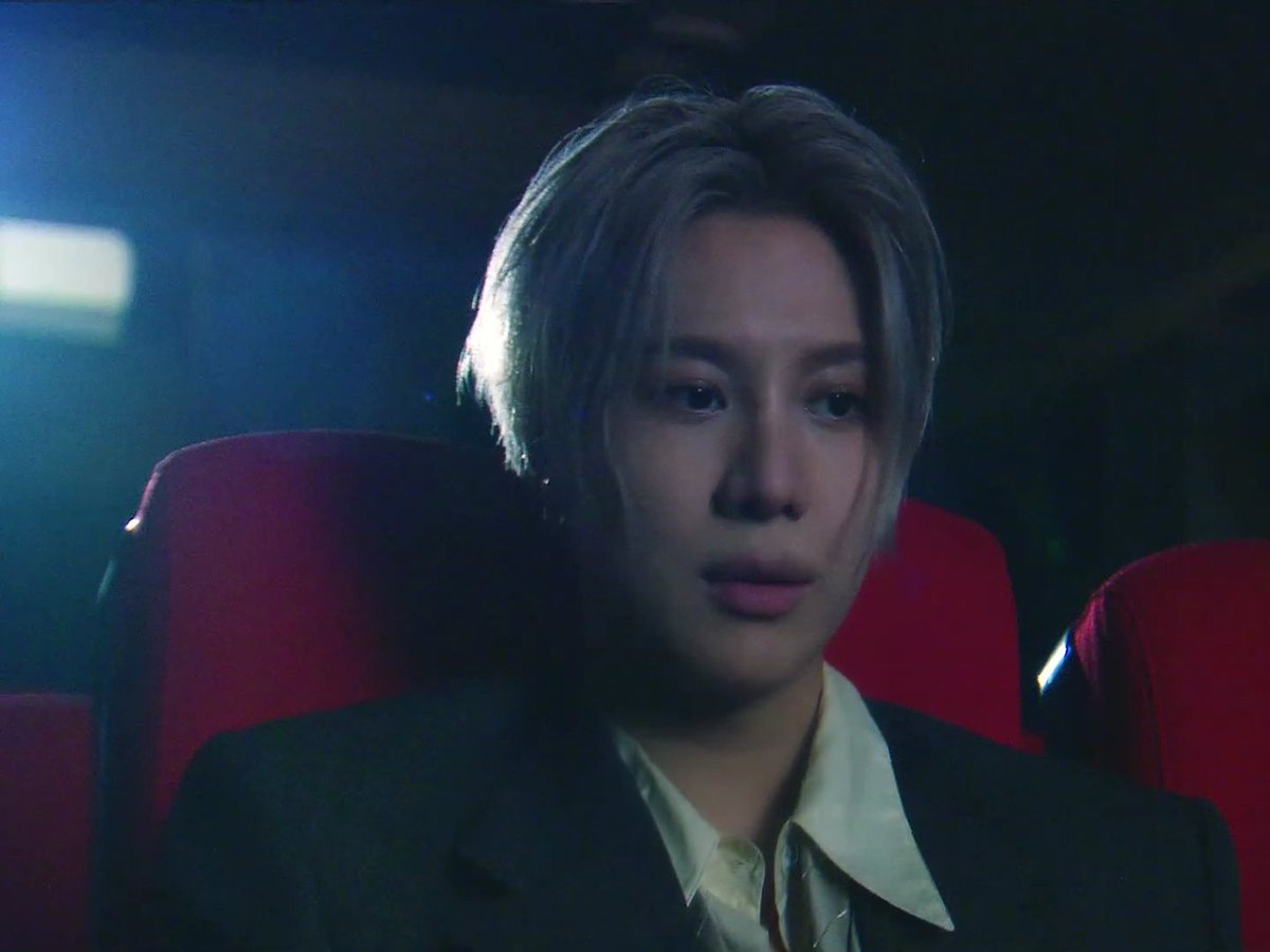 Zolshinee2min_5's tweet photo. 260811 TAEMIN (태민) - 'This Is The End' Official Video 
#샤이니 #SHINee #태민 #Taemin https://t.co/ylN28tDRHP