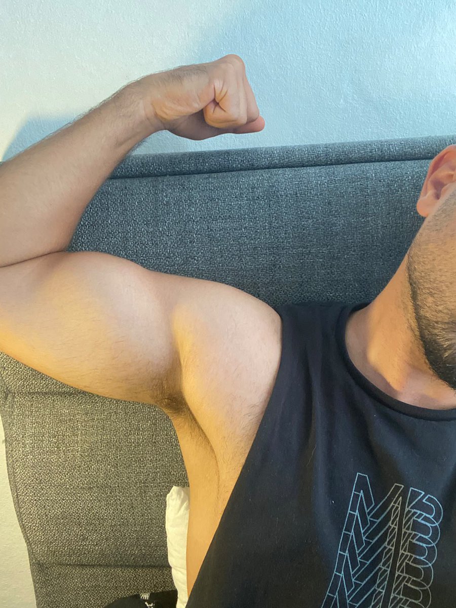 mastergymbroB's tweet photo. Which one would you lick first😈

Send your answer with tribute f@gt
#finansalköle #findoö #armpit https://t.co/1jhNB9jBO7