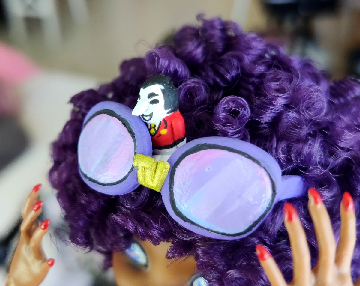 Sheepsterthing's tweet photo. they told me to stop making my own  weird tenna toys, i said NO!!! https://t.co/zI7xhbZrme