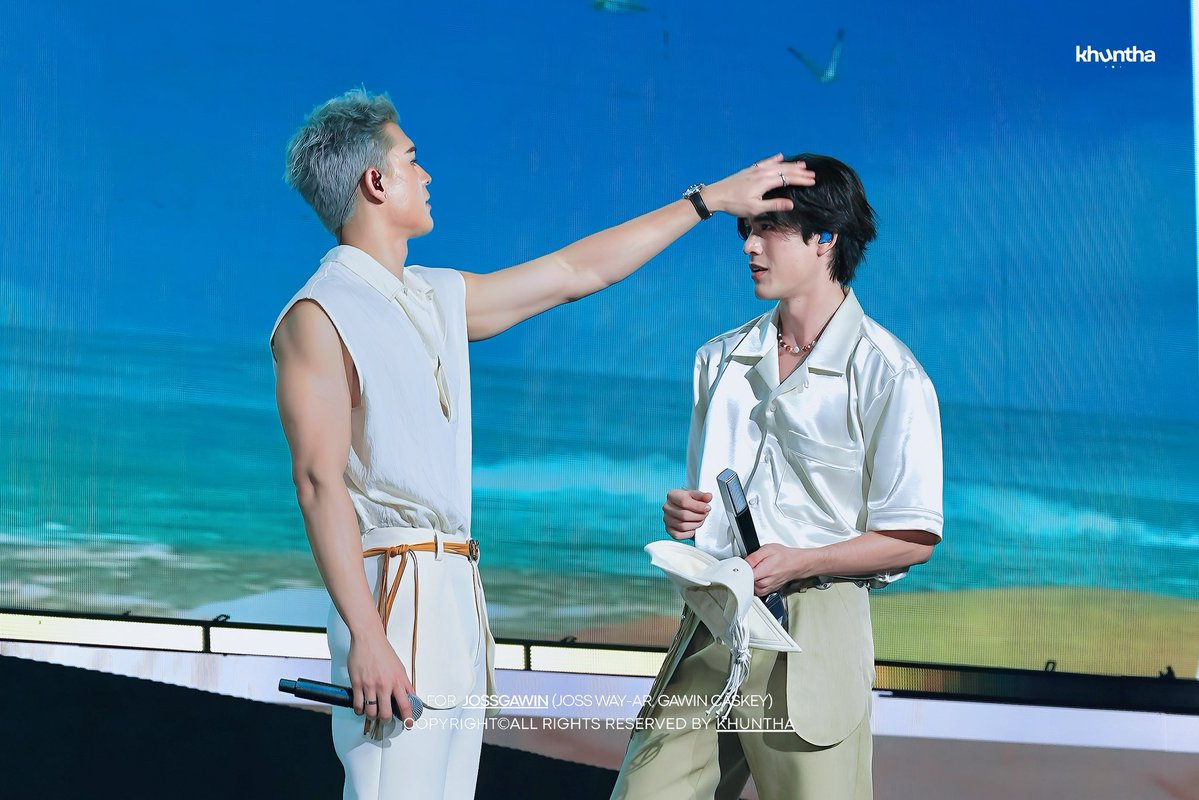khuntha__'s tweet photo. [2026.07.28] HQ 
JOSSGAWIN Concert

˖ ⊹ ୨💖୧ . แค่มีเธอก็เพียงพอ . ˚◞ 🪽

#JossWayar #GawinCaskey 
#JossGawin #จอสกวิน 
#JossGawinConcert https://t.co/AgTbKSJ2Im