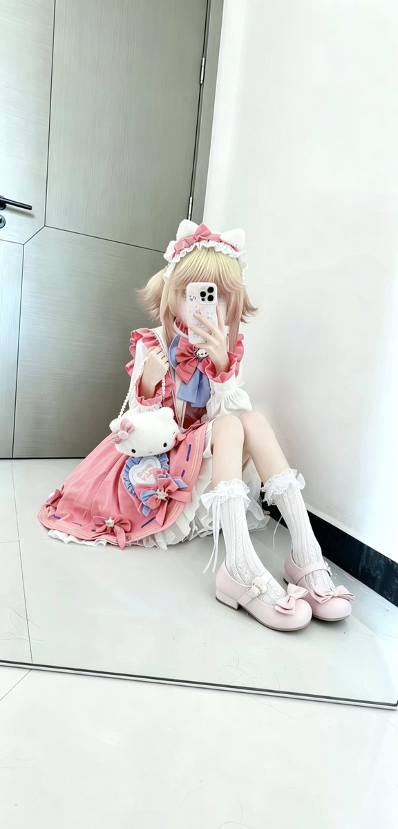 yfupbq's tweet photo. 我想要好多好多的爱 https://t.co/fFZViaUMBk