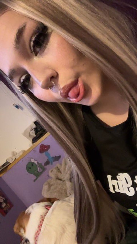 PrincesLills's tweet photo. I’ll restrict your apps, force location sharing, set daily tasks just to unlock your own phone.
Pathetic, isn’t it? Handing Mommy complete control + your wallet.
#findom #femdom #paypig #chastity #blackmail #techdomme #sissy #anydask #parentalcontrol https://t.co/ab8bbtPfIM