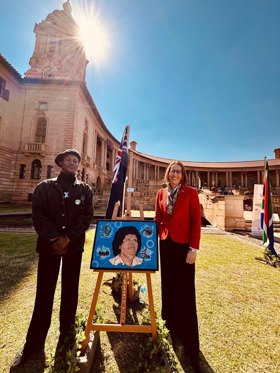 DIPLOMAT_AFRICA's tweet photo. #UnionBuildings 🇿🇦

#Australia joined all South Africans yesterday to commemorate Women’s Day. At the opening of the @CharlotteMaxeke “Portraits of Power” exhibition, #Australia’s Ambassador unveiled a portrait of Aboriginal leader &amp; change-maker, Mum Shirl. 🇦🇺 &amp; 🇿🇦 share a
1/2 https://t.co/pOxrKyjjuR
