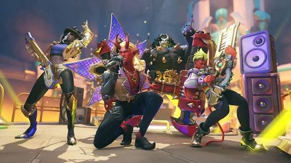 SlimeDaddyChris's tweet photo. @OWCavalry That means I have another shot to get these skins again!? Praise The Iris! https://t.co/MGrGtVmCTo