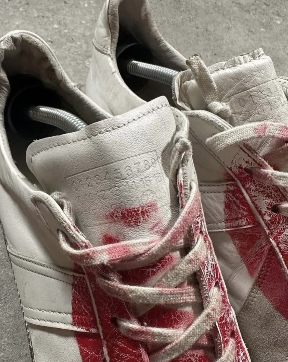 SaintCuz's tweet photo. Maison Margiela SS06 "Japan" GAT https://t.co/pWpLPIstDD