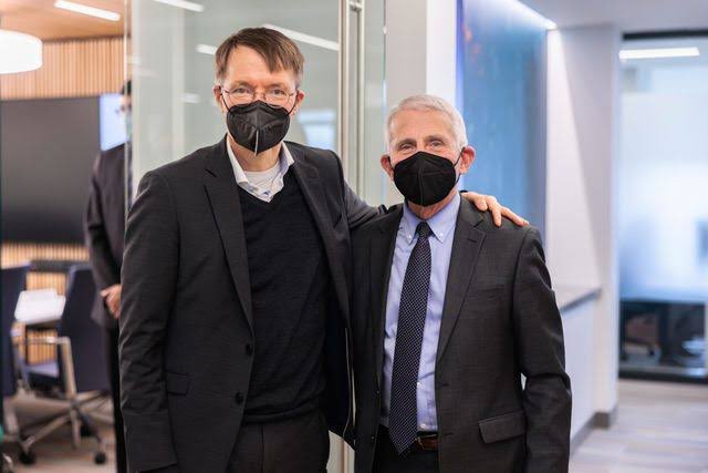 HCBerndt's tweet photo. 👇 Dann ist Fauci ist ein Verbrecher. Und die, die mit ihm gemeinsame Sache gemacht haben, auch. https://t.co/gfqwS7KM7F