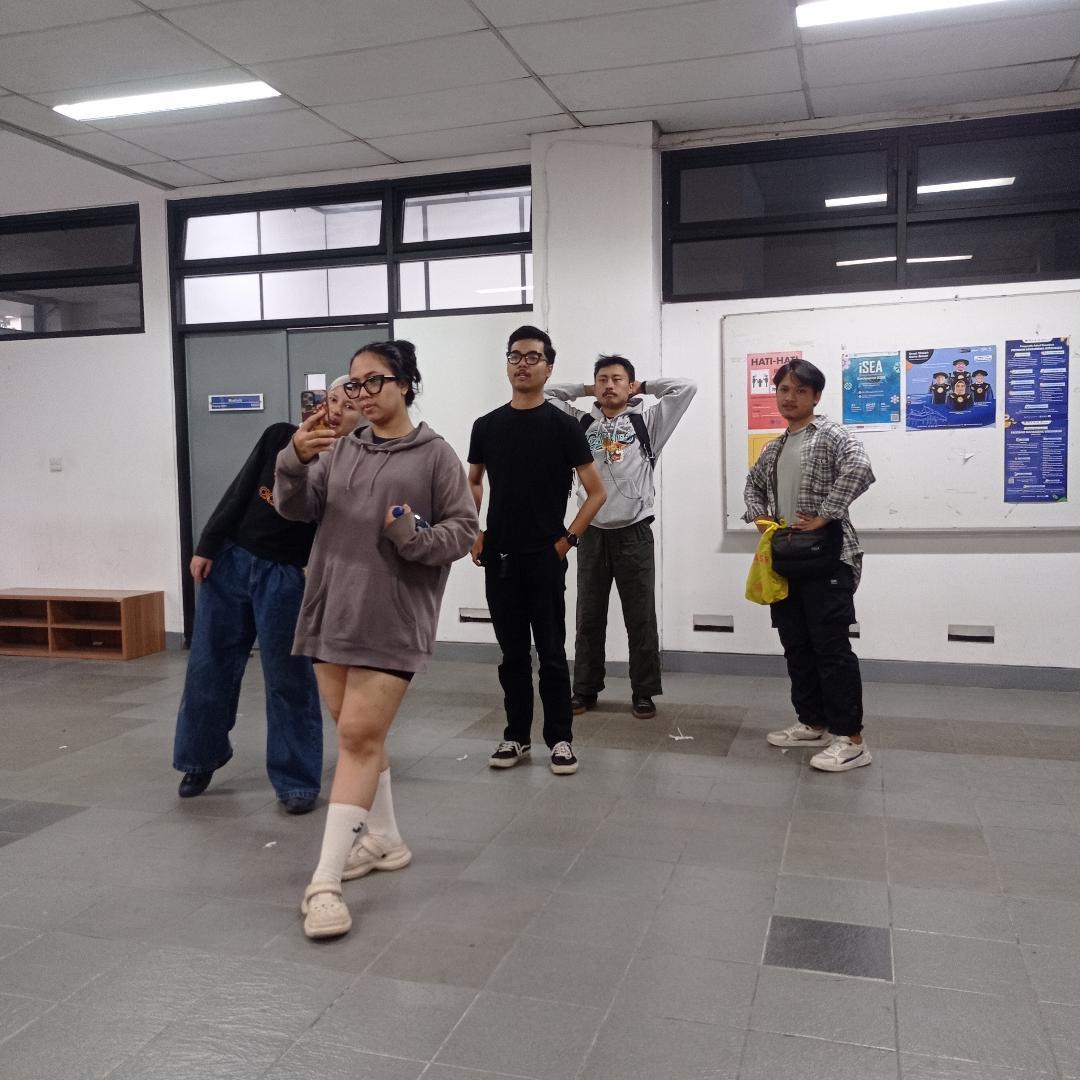 dwipa379's tweet photo. #walkingclub https://t.co/2tRBjunU8y