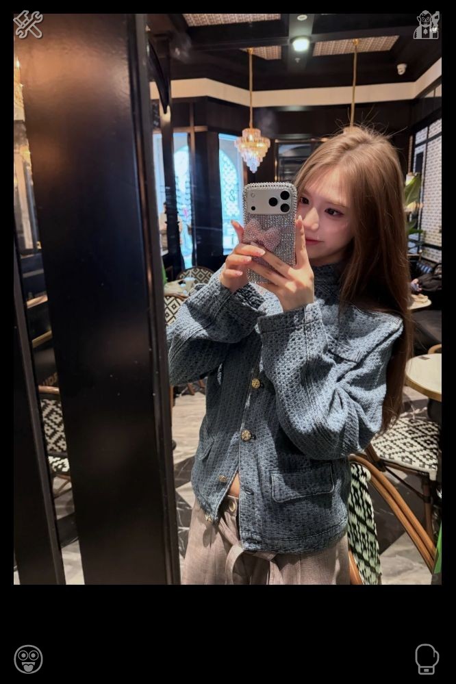 ChenchoAC's tweet photo. With each passing month, Elara's photography began to draw interest far beyond her immediate surroundings. An art gallery in the area contacted her, proposing that she showcase her collection of forest images in an exhibition. Though she felt uncertain initially, Clara's support https://t.co/cqA0N6qlv9