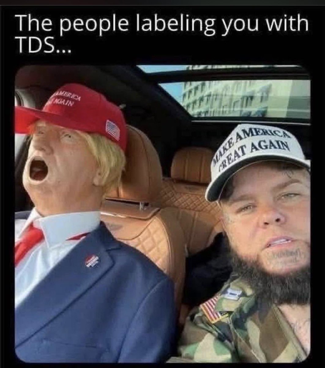 redstate_bludot's tweet photo. @GetSerious77 @PhysInHistory And that up there is coming from someone who needs everyone to tell him what a woman is and then don’t hurt its FEELINGS by reminding IT about any of ITS past fk ups and bs IT believed from trump 😂 https://t.co/Kg4ffeoSiv