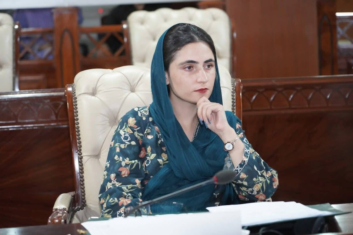 JenniferBhadur3's tweet photo. زمانے! اب ترے مدِّ مقابل
کوئی کمزور سی عورت نہیں ہے

— فریحہ نقوی

پاکستان مسلم لیگ (ن) کی دو بہادر خواتین رہنما، ایڈووکیٹ جینیفر بہادر اور ساجدہ بیگم، آج 10 اگست 2026 کو گلگت بلتستان اسمبلی کے اجلاس کے دوران۔

#WomenEmpowement 
#Gilgit 
#TeamPMLN https://t.co/NKAtOF6rLM