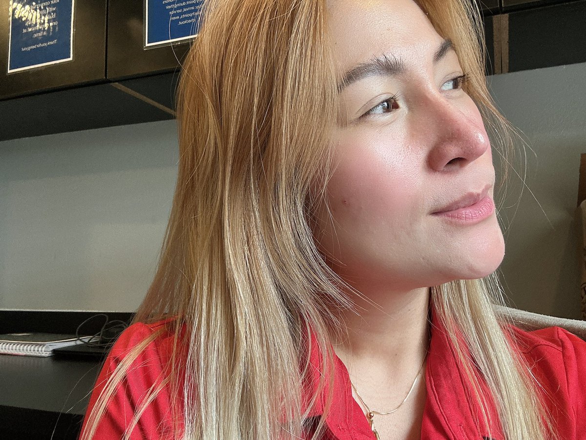 LIVEandLOVE45's tweet photo. Ugali na lang matitirang pangit 🤪 Monday selfie 🪬 https://t.co/6v3wgObySJ