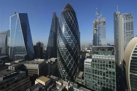 hulkhalkk's tweet photo. Vanguard, JPMorgan, State Street
6'lardan “Big Three” birlikte trilyonlarca dolar YÖNETİYORLAR!
Sovereign Wealth Fund’lar Kİ, devlet olarak adları Norveç, Suudi Arabistan, Çin, Singapur fonları da denilir.
Askeri-endüstriyel kompleks ve ittifaklar da var
NATO, ABD savunma bütçesi https://t.co/en1dTRaiMA
