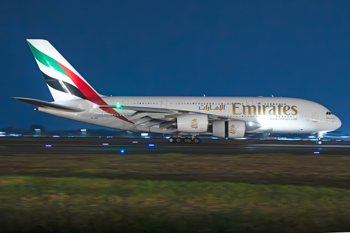 AvSourceNews's tweet photo. Emirates’ Airbus A380 has made its first visit to Jakarta on August 8, carrying AC Milan home after its match against Chelsea FC in Indonesia. 

https://t.co/OxcYPViUc2

#Emirates #ACMilan #Jakarta #avgeek #aviation #aviationdaily #Aviationnews https://t.co/fJCZ6aJgGF
