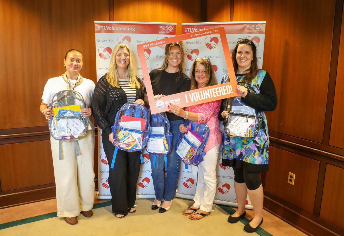 UnitedWaySTL's tweet photo. We’re excited to celebrate Ben Hur's first fullService 2 Go project through United Way’s Volunteer Center! 🎒 

Nearly 30 participants assembled 200 back-to-school kits that will support students in the St. Louis Public Schools as they prepare for the new school year! https://t.co/zcpag1asH2