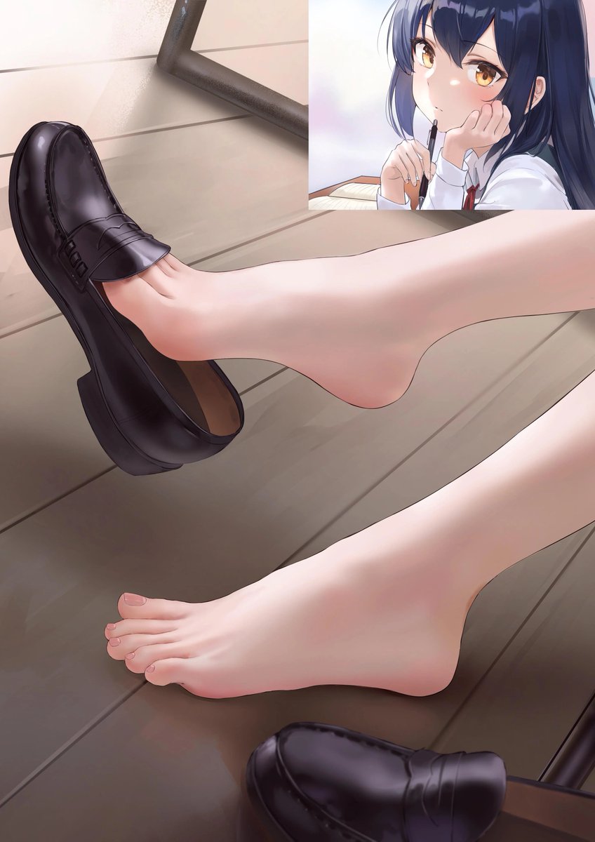 GoddessMia9800's tweet photo. Eyes up here feetslut ~

Gosh cant even eat together without you being a creep looking at my feet.

You can just go under the table and massage them while I eat if you love them that much 🙄

You will ofcourse pay for the food ~ I should turn you into my paypig 💋

#2dfd #findom https://t.co/JwbMImfUEJ