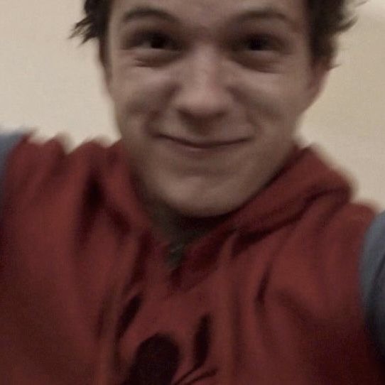 rebelroww's tweet photo. everyone say happy birthday to the sweetest cutie pie ever https://t.co/3uls9Qwfgs