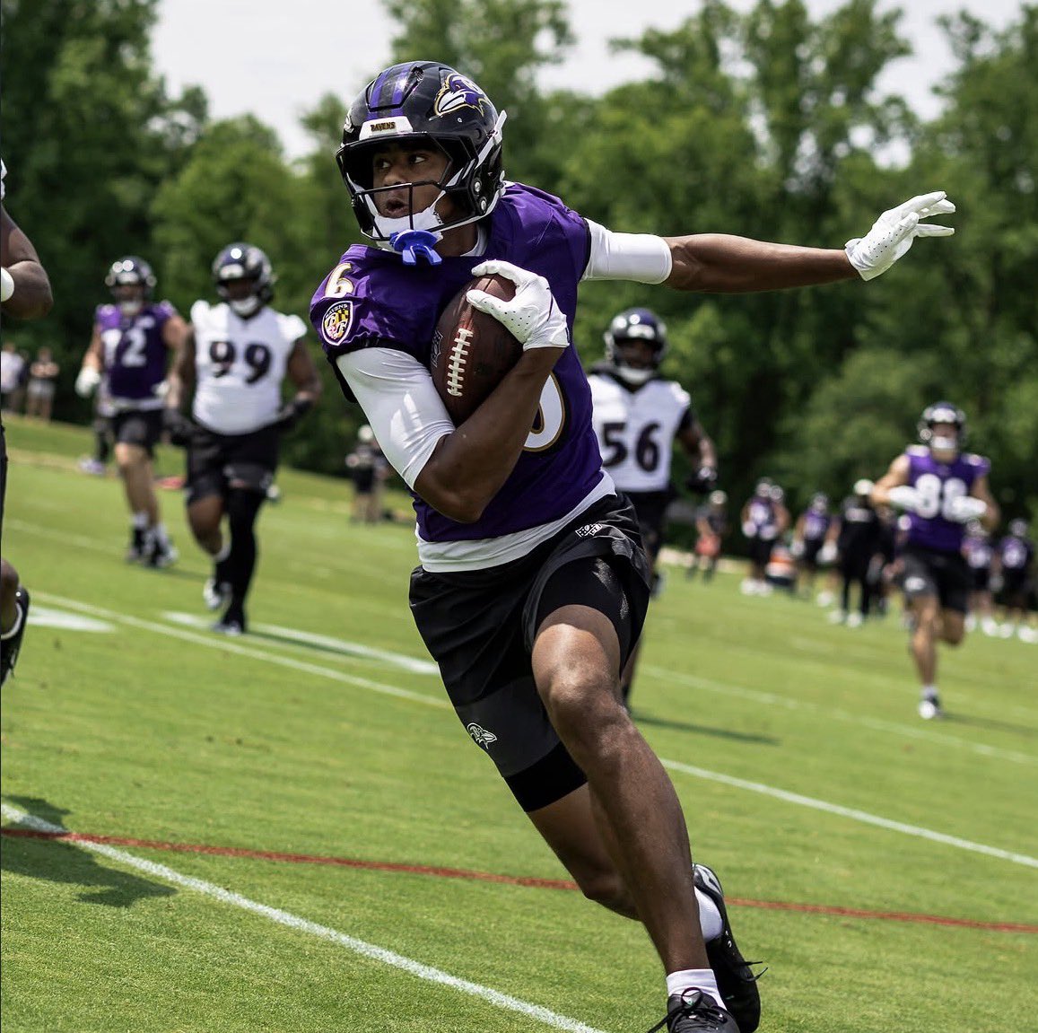 Jackson_Muse's tweet photo. List of people who have cosigned Ja’Kobi Lane:

— Lamar Jackson
— Derrick Henry
— Jesse Minter
— Declan Doyle
— EDC
— Dez Bryant
— Michael Thomas
— DeAndre Hopkins
— Todd Heap
— Dennis Pitta
— Steve Smith
— Torrey Smith https://t.co/CnjpUwtatw