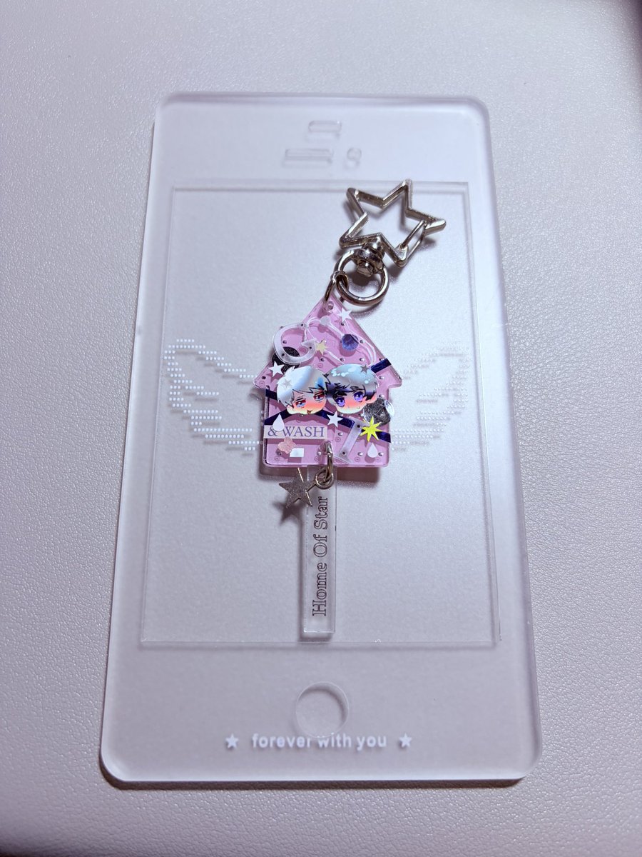 Kelpchips's tweet photo. 我做了这个迷你钥匙扣呵呵呵呵呵呵呵呵呵……我两个月前就想这么干了………#ruspru #露普 https://t.co/ZywocfRG4z