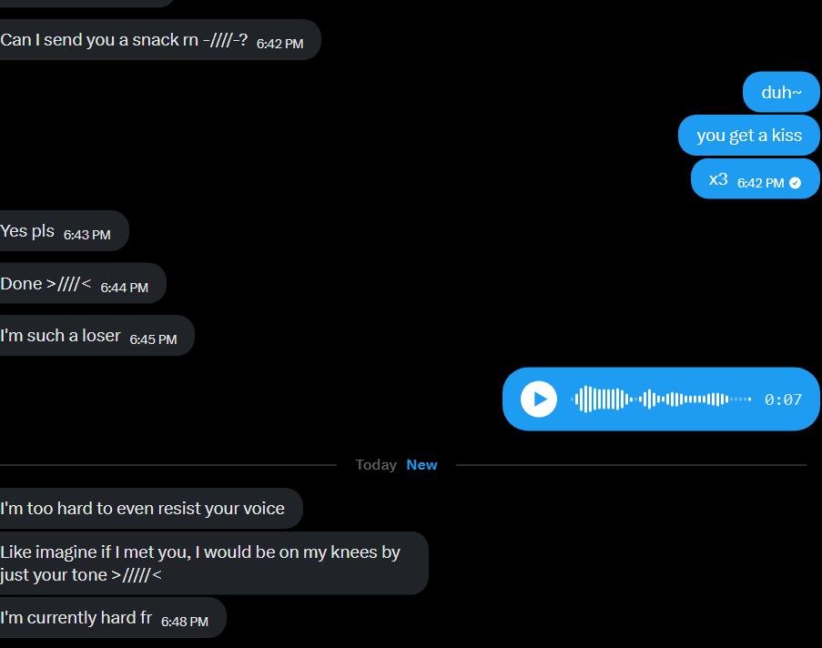 LunaThePupp's tweet photo. hehehe...the dummy drone got kiss already...do a 10 and you willl get an even better audio that will melt you more hehe~ https://t.co/qPcUHRoeL6