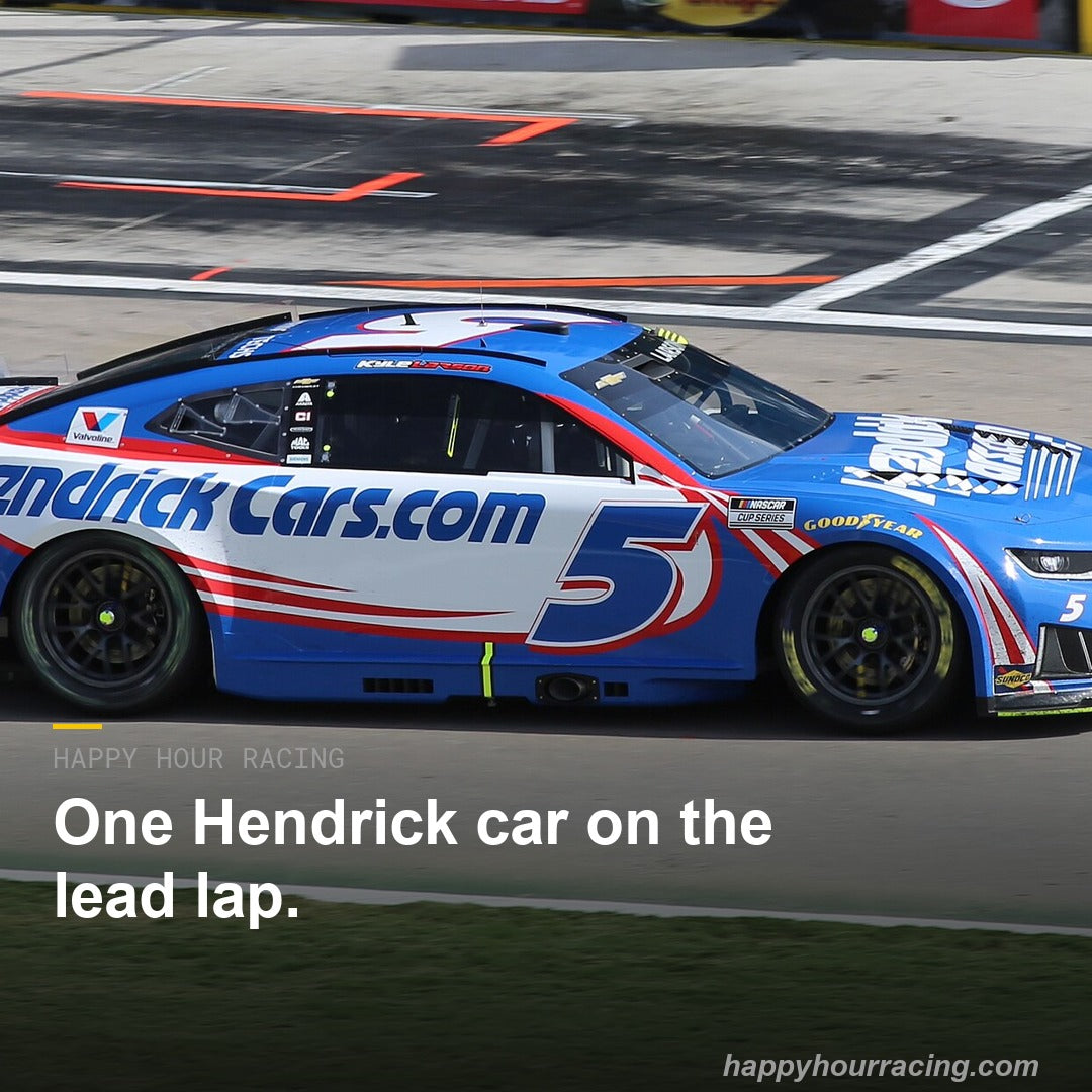 HappyHourRacin's tweet photo. One. That is how many Hendrick Motorsports cars finished on the lead lap at Iowa. Byron ninth, Elliott 15th, Larson and Bowman in the wall on lap 148. The Chase starts in four weeks. #NASCAR #HendrickMotorsports https://t.co/CDpCYk3qOt