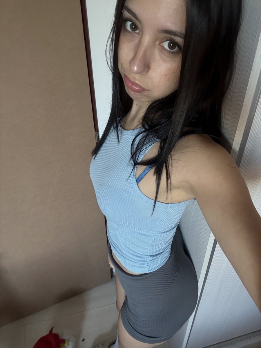 moondeww20's tweet photo. aim high, shine bright ✨🌙 https://t.co/DDeAja1xak