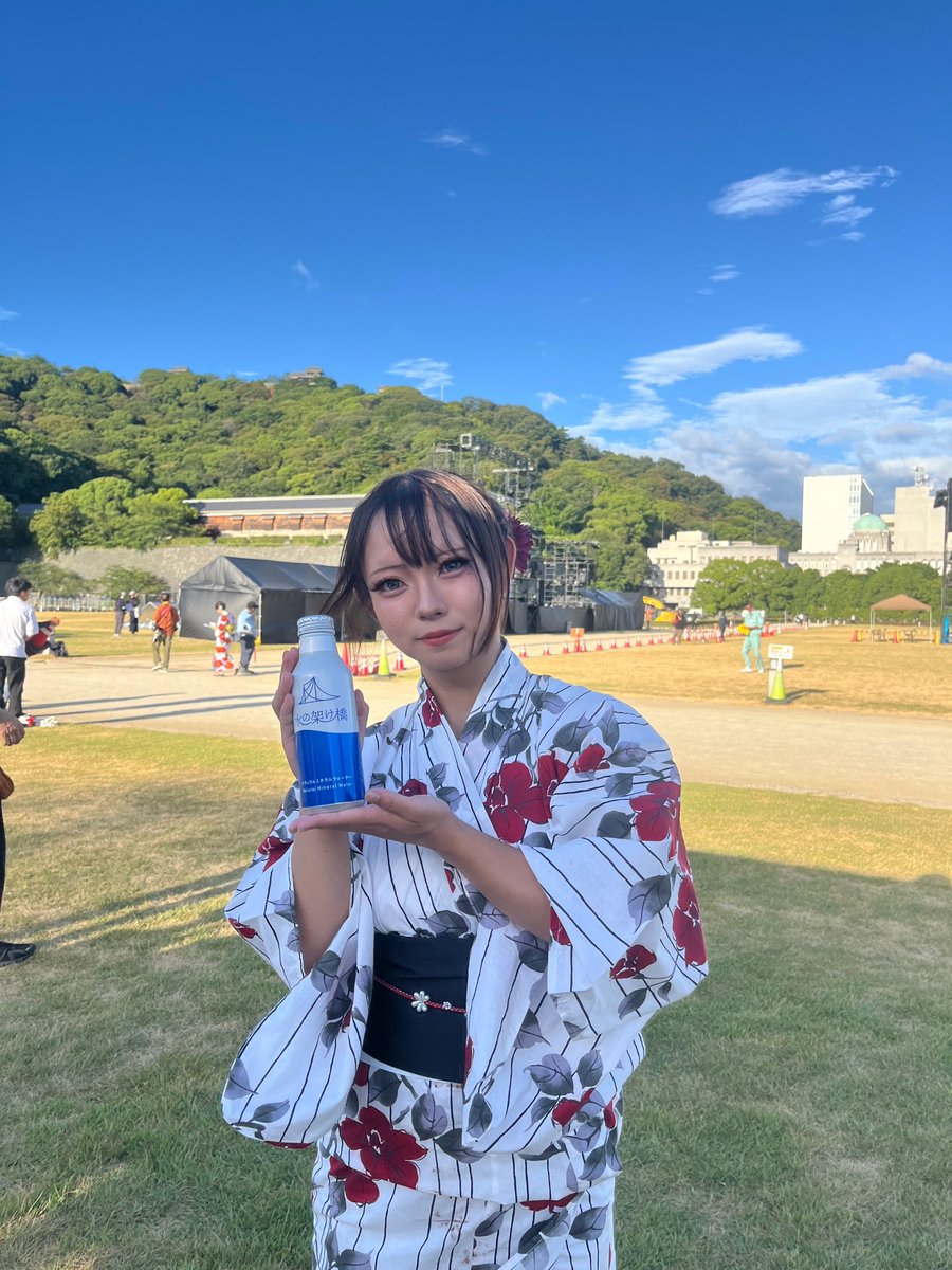 mogumomo28's tweet photo. 金曜日は今年初浴衣着たよ〜ん https://t.co/3MLXssXtpG
