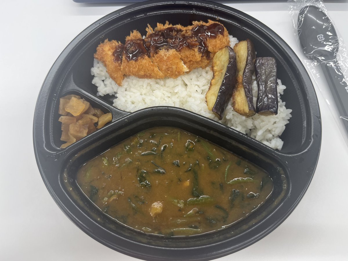 prespa_rin_s's tweet photo. たまにCoCo壱食べたくなるよね⭐️ https://t.co/FYyvfNuaVN