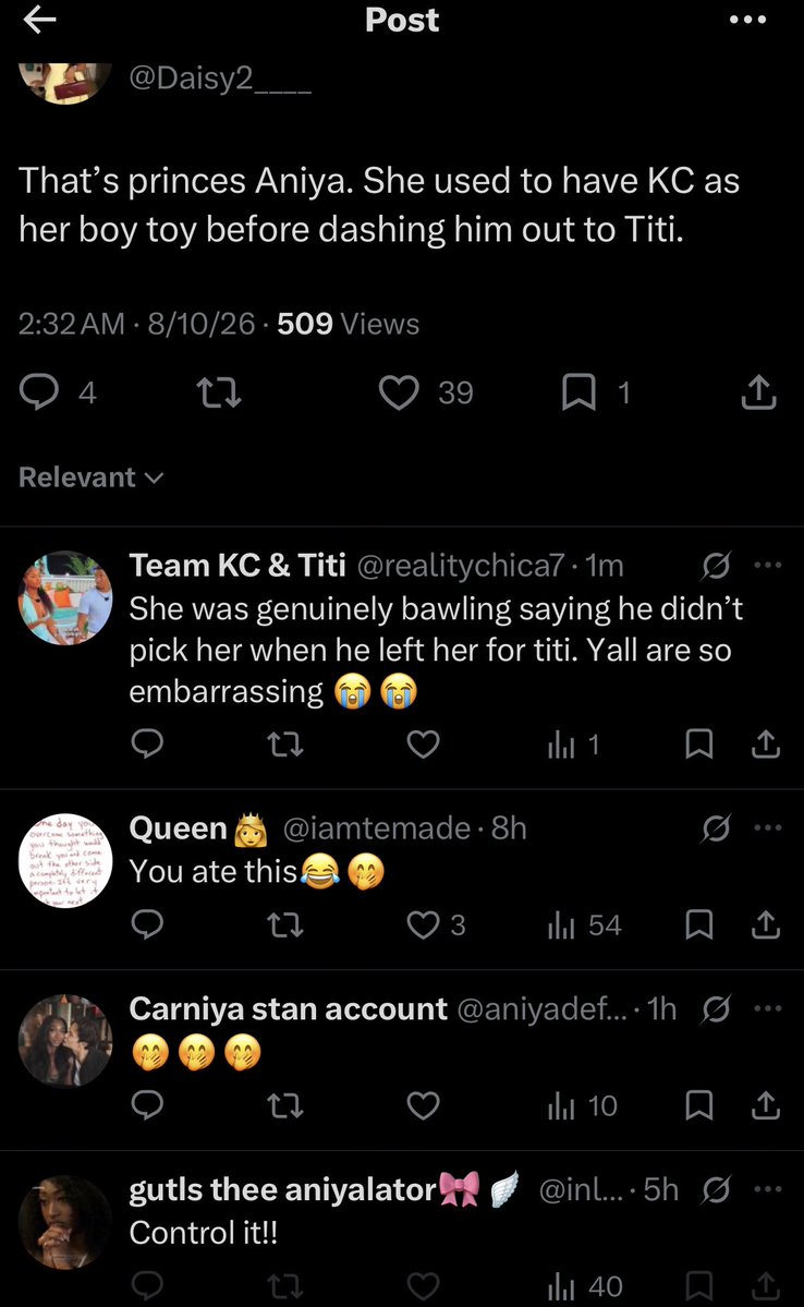realitychica7's tweet photo. @hoIysinnrs @xomylii So this isn’t being fake knowing damn well what happened? All her fans are schizophrenic 💀 https://t.co/qpTaAK2NsI
