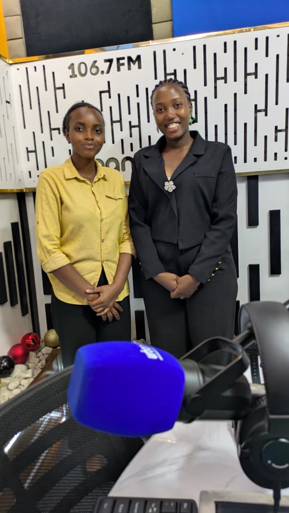 informed_gens's tweet photo. Who is responsible for raising a healthy child?
#Tumurerane says: ALL OF US.
Yesterday, we had the privilege of being hosted by Urban Radio for an important conversation on breastfeeding, parenting, and child wellbeing.
#Tumurerane #InformedGens
@harerimana_tito @rwamrec https://t.co/CmwQcDEra5