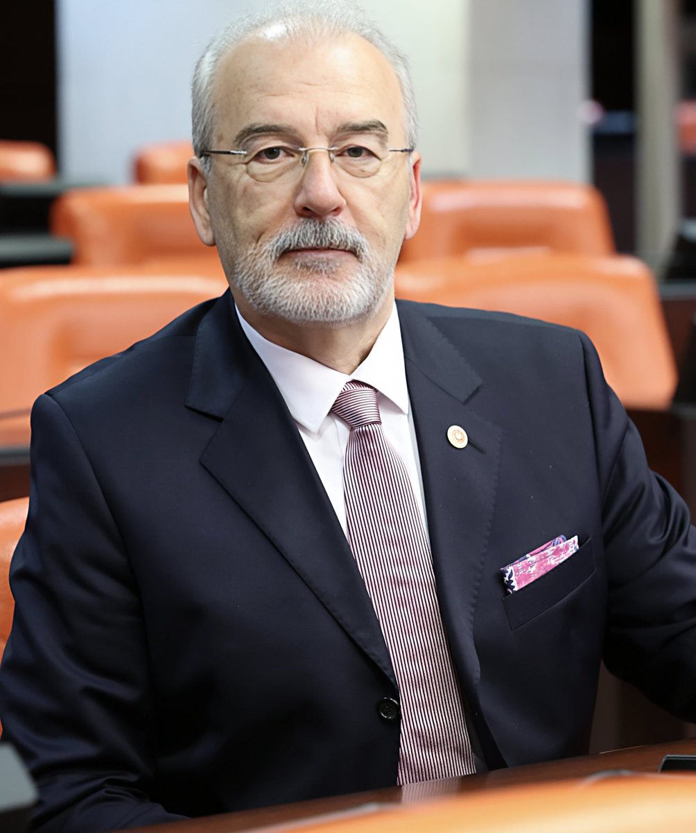 mhulkicevizoglu's tweet photo. 📍@TBMMGenelKurulu

"Milli Dayanışma 

ve 

Toplumsal Bütünleşmenin

Güçlendirilmesine 

Dair Kanun Teklifi"nin

görüşmelerine devam ediyoruz. https://t.co/bZxWg6dlPc