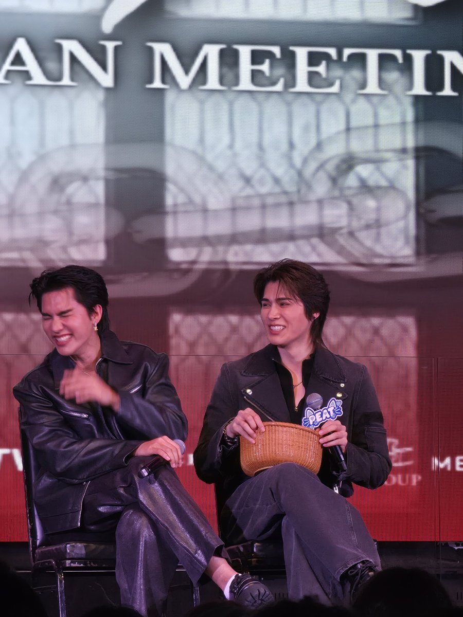 shailadator's tweet photo. FORTPEAT YESTERDAY IN NYC
#YesterdayFanmeetNYC https://t.co/lVeS3OXS4m