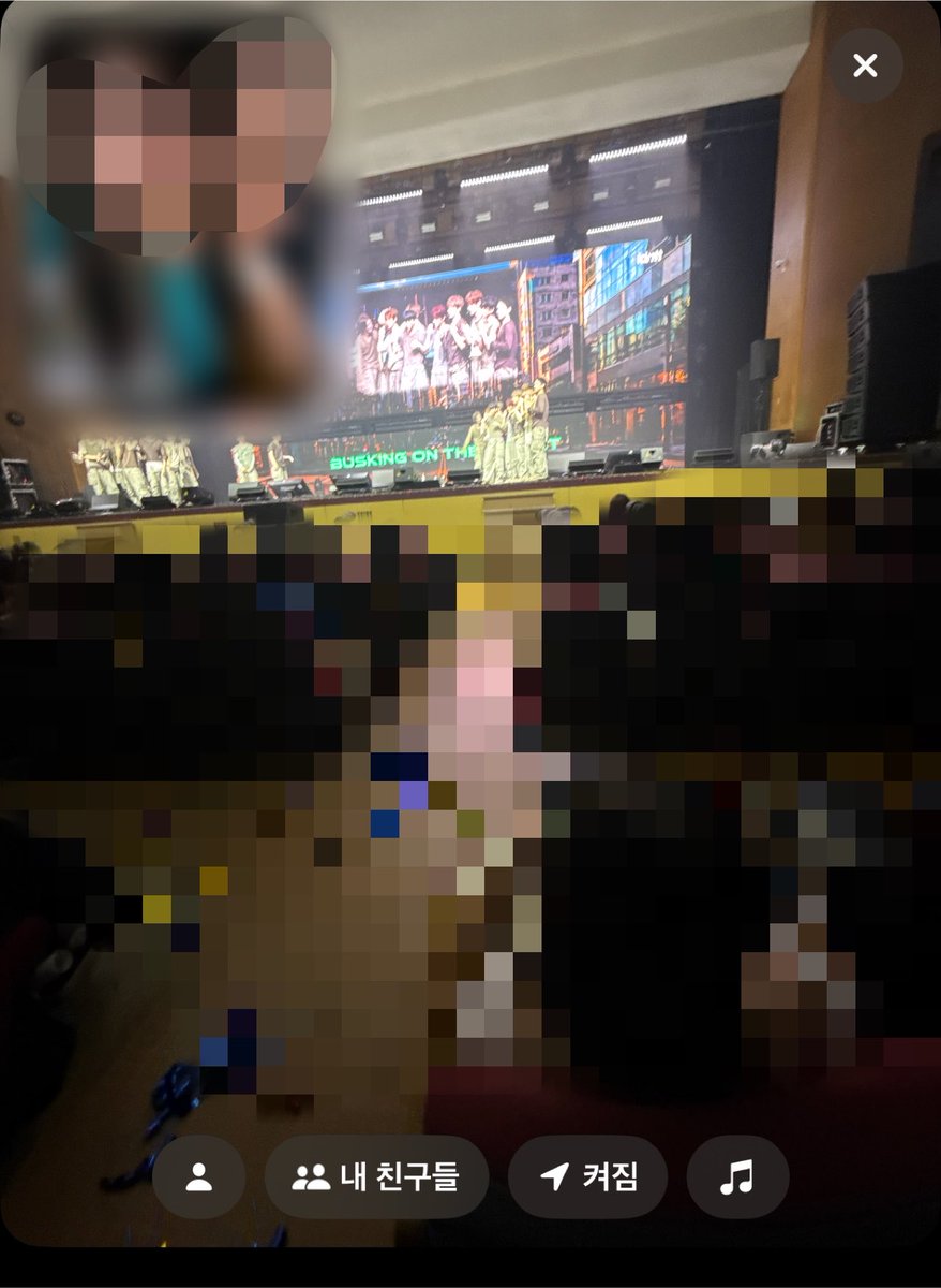 I2O7S2's tweet photo. 히히 https://t.co/rxBW1TZYDq