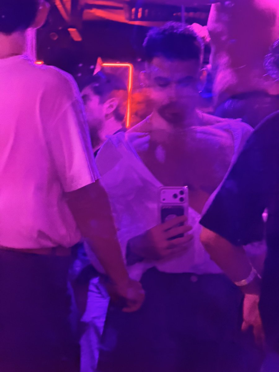 ramramancona's tweet photo. blurry memories 🫠 #party #photograph #rt 
https://t.co/l53WlI52jF https://t.co/skTAmnGblo