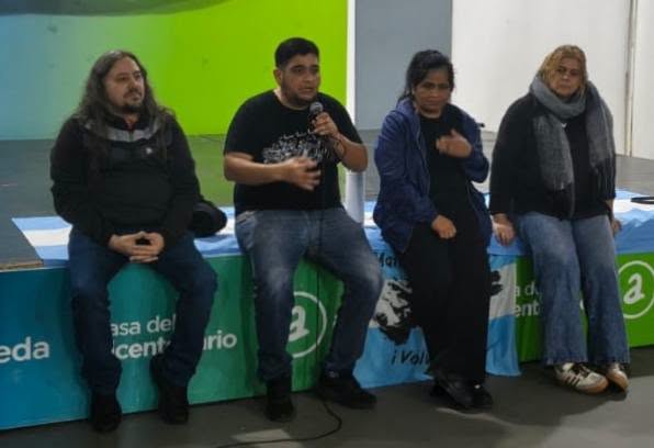 CTAABuenosAires's tweet photo. 🤝Multisectorial en Avellaneda reafirmó el camino de lucha y unidad

➡️Fue en el marco de los 10 años de la primera movilización a San Cayetano

➡️https://t.co/43ZgpPw7aH https://t.co/QKCldhKwBz