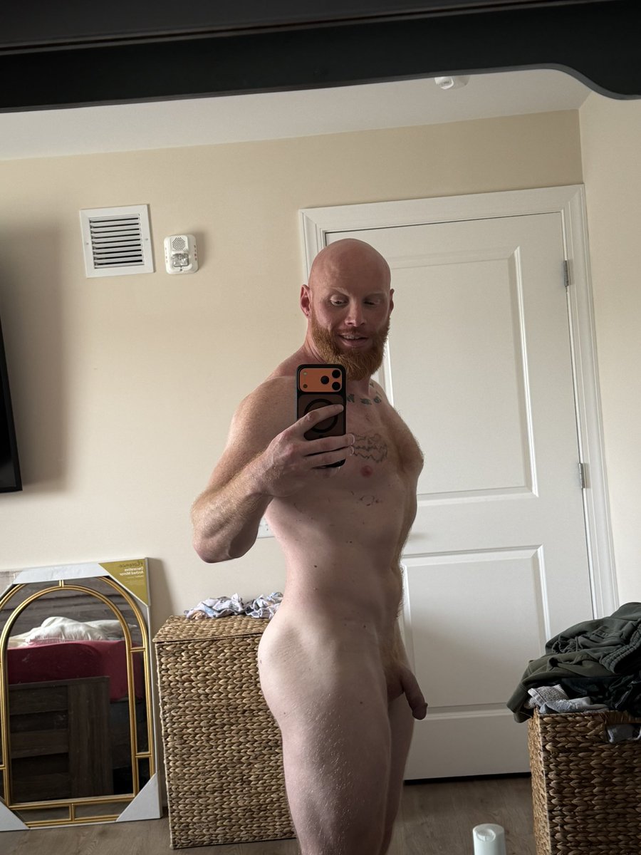Pierrexxxred's tweet photo. Shaping this body back sexy! #waist #ass https://t.co/9km5wNdGK7