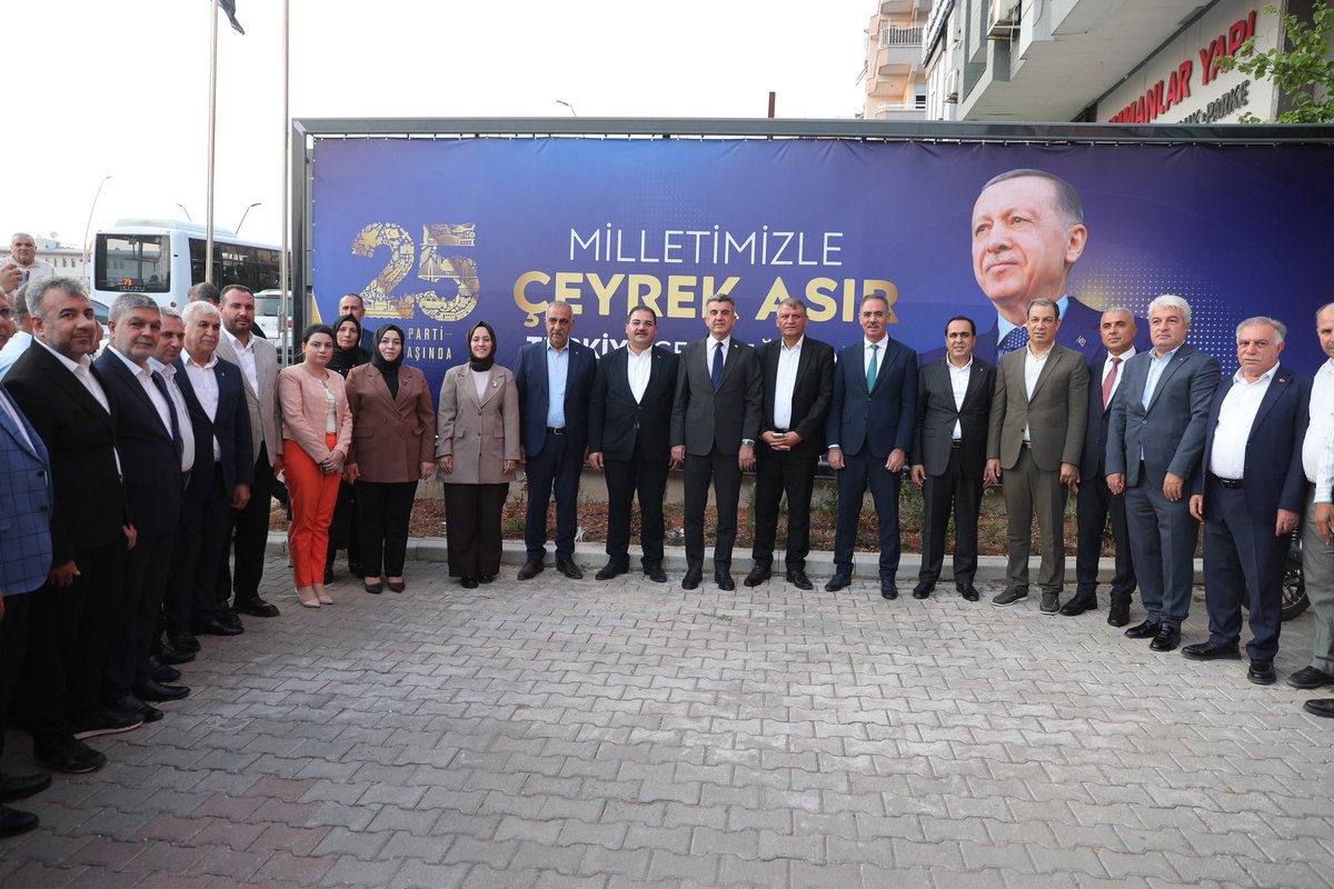 mcanpolatnet's tweet photo. AK Parti’mizin kuruluşunun 25. yıl dönümü vesilesiyle İl Başkanlığımız tarafından düzenlenen basın açıklamasına katıldık.

Cumhurbaşkanımız ve Genel Başkanımız Sayın Recep Tayyip Erdoğan’ın liderliğinde, milletimizin teveccühü ve güçlü teşkilatımızla nice yıllar boyunca ülkemize ve milletimize hizmet etmeye devam edeceğiz.

AK Parti’mizin 25. kuruluş yıl dönümü kutlu olsun. 🇹🇷

@RTErdogan 
@milhamigunbegi