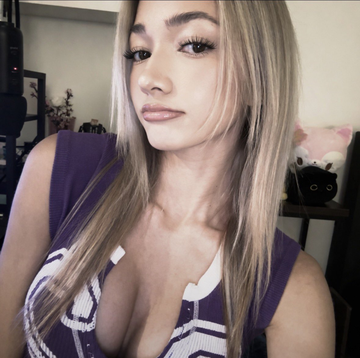 Pokishredd's tweet photo. Boba and Darla Faceporn 
#faceporn #findom #goon #pump #stroke https://t.co/0Kp14aWM6u