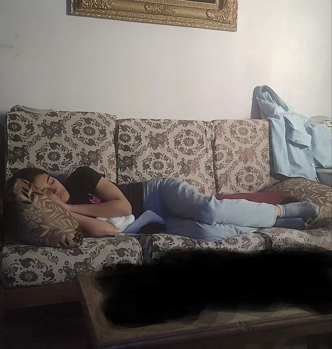 corrupt719's tweet photo. @cc_xri زي بنت عمي https://t.co/WHWtVIQmvE