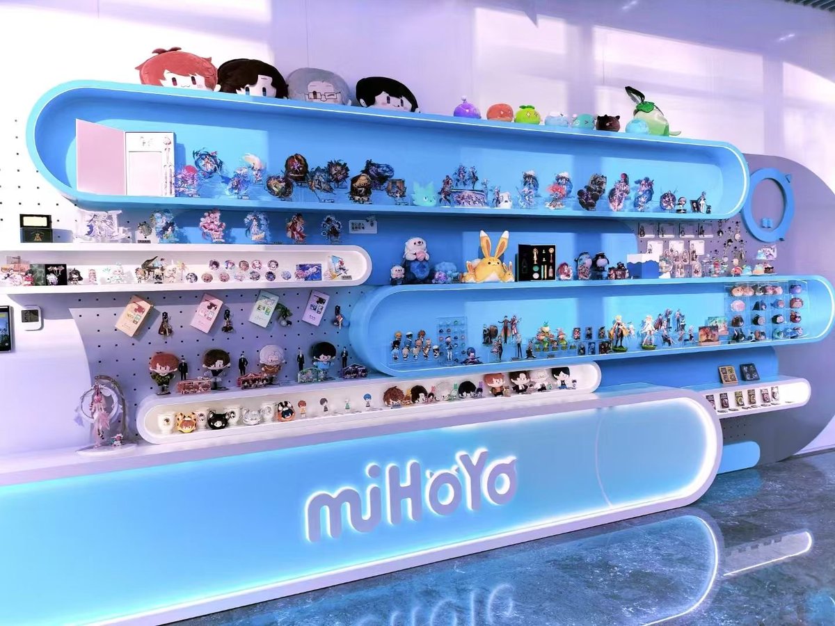 mihoyonewsbylg's tweet photo. This is a wonderfully accurate recreation of miHoYo's second workplace at 英业达Inventec Park (South Building), which is located within the same district as their first building.

South Building is where they receive their visitors for field trips, meetings, events, etc. https://t.co/zQUqwnGjCm