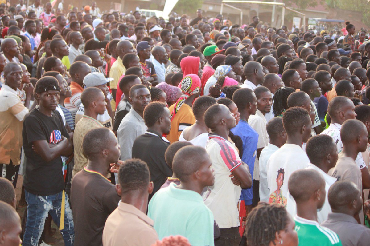BalyekuMosesG's tweet photo. To all our viewers and listeners in Kagoma, Buwenge, Buwera, Buyengo, Butagaya, Mutai and Jinja District at large,
On behalf of the entire @877babafm and @babatvuganda family, I want to sincerely thank you for the love, trust and incredible support you continue to give us. You have made us more than just a media house, you have made us part of your community. 

What you have witnessed here in Buwera is only a glimpse of the experience we are preparing for you on 6th September at Bugembe Stadium.

As the Chairman of Baba FM and Baba TV, I invite you to come and be part of this historic celebration. We are bringing together entertainment, talent, culture, laughter and the people of Busoga under one roof.

This is #Ekitudha #Gundimu. This is our celebration. This is your celebration.

See you at Bugembe Stadium on 6th September!