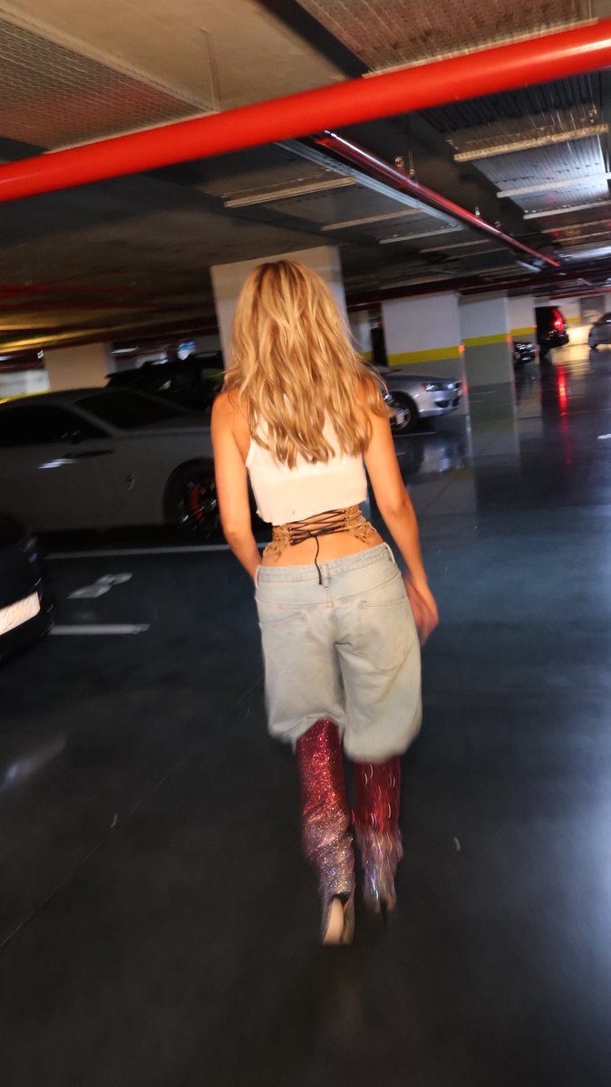 mayadiab's tweet photo. #Ghariba ❤️‍🔥🪽 https://t.co/sCQIYgLDEp