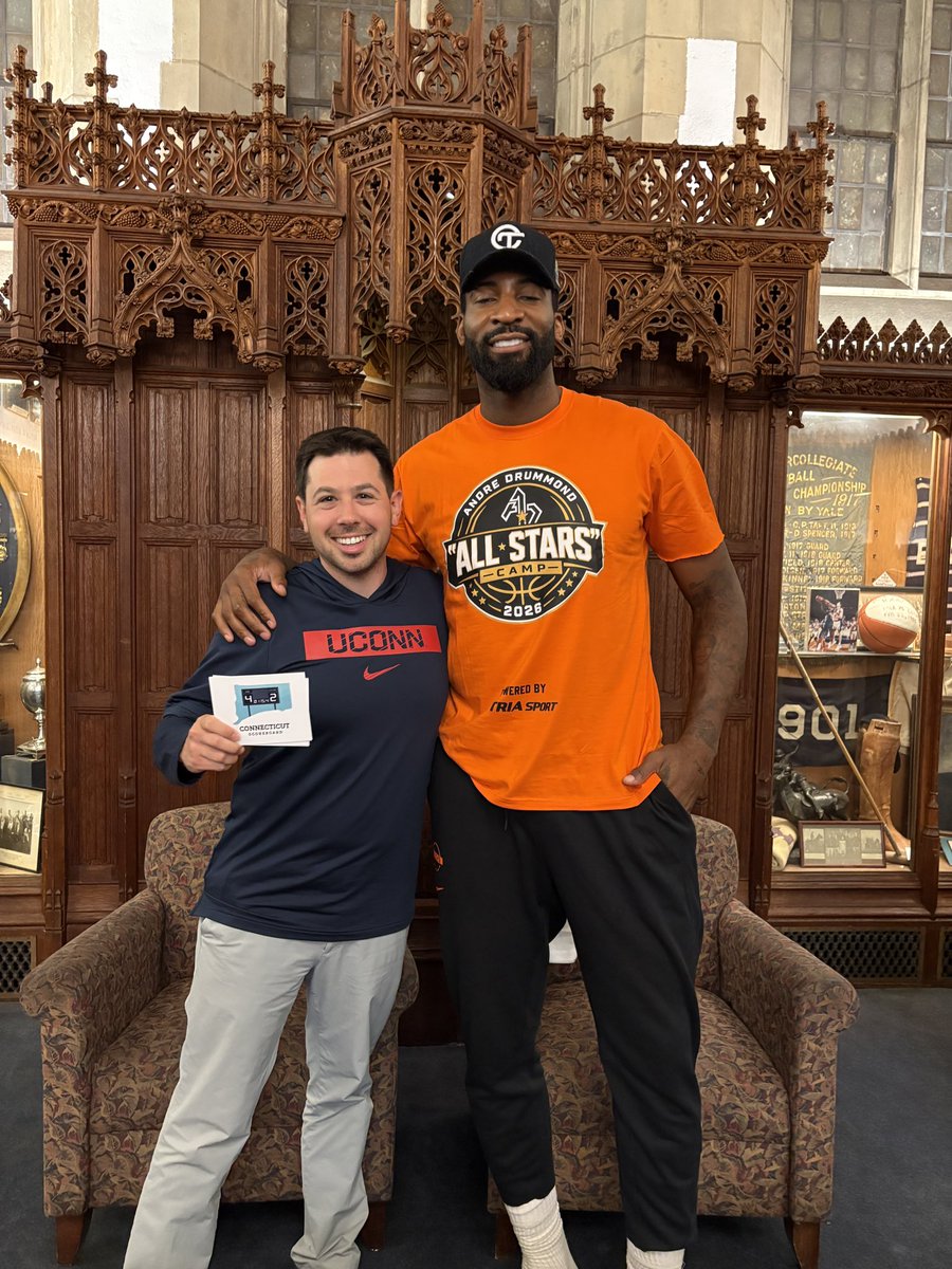 JaredKotler's tweet photo. Happy birthday to @AndreDrummond! A few weeks ago, we had a laugh at the first photo of us from back in 2012. We haven’t aged much have we? If you haven’t checked out my @CTScoreboardPod with Andre check it out: https://t.co/RVeleD0kNA https://t.co/MvXLjidVWg