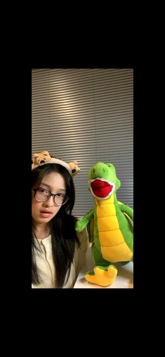 krab_dzulfikar's tweet photo. Terima kasih banyak Sona sudah menyempatkan waktu buat live IDN hari ini/kemarin, maaf yaa baru upload sekarang๐๐ญ, selamat beristirahat sama jangan lupa selalu jaga kesehatan yaa Sona๐โค๏ธ๐๐ค๐๐ฅฐ๐ค #SonAir #SonAlive ๐ชท https://t.co/ZZj200Eot1